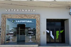 Centro de ventas y servicios veterinarios La Fortuna SRL