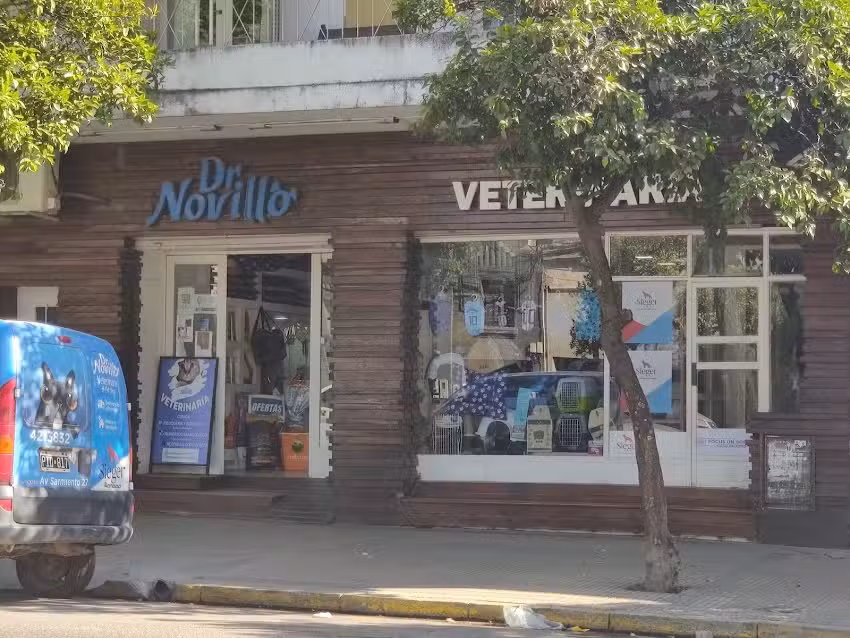 Dr. Novillo