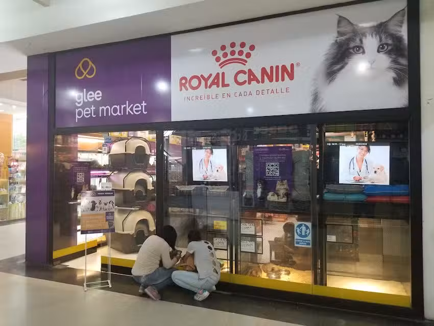 GLEE PET MARKET VETERINARIA & PET SHOP [Sucursal Hipermercados Libertad Ruta 9]