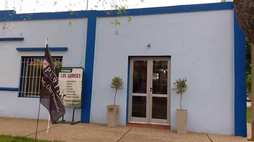 Los Gurises Veterinaria. Grandes Y Peque&ntilde;os Animales.