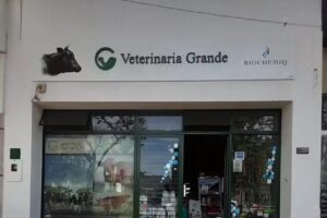 Veterinaria Grande SRL de Horacio A Grande