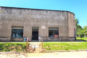 Veterinaria y almacen de campo &ldquo;MBURUCUY&Aacute;&rdquo;